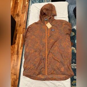 NWT Patagonia Men’s Houdini Jacket XXL | Orange Green Print Windbreaker